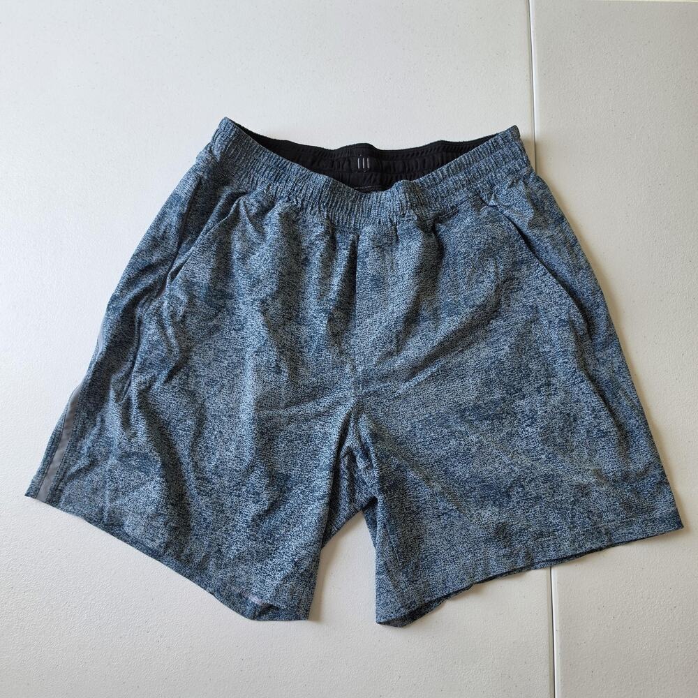Lululemon Pace Breaker Shorts Mens Medium Blue Reflective Athletic Running 7"